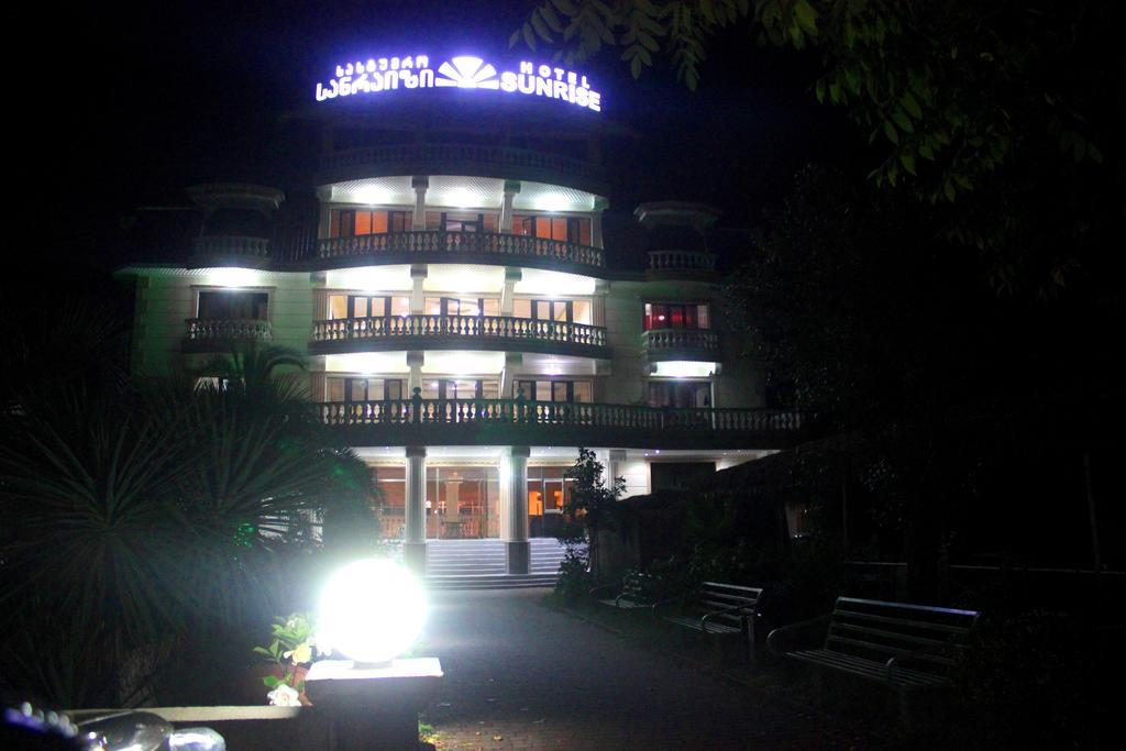 Sunrise Hotel Kobuleti ภายนอก รูปภาพ