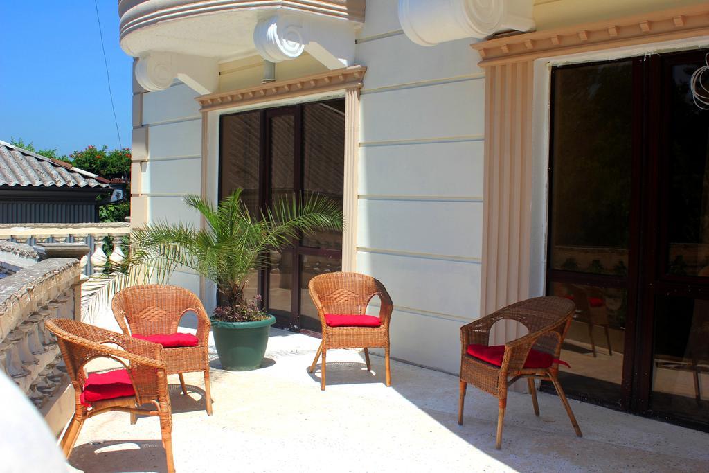 Sunrise Hotel Kobuleti ภายนอก รูปภาพ